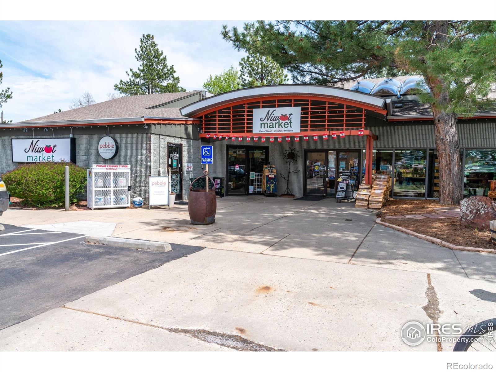 8050 Niwot Road Niwot CO 80503