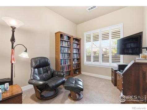 1379 Charles Drive Longmont CO 80503