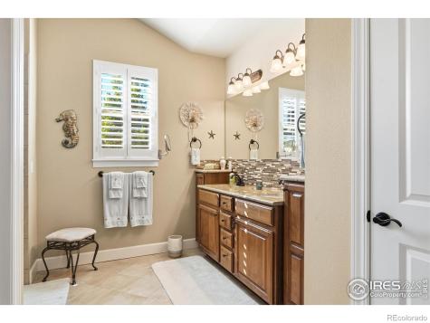 1379 Charles Drive Longmont CO 80503