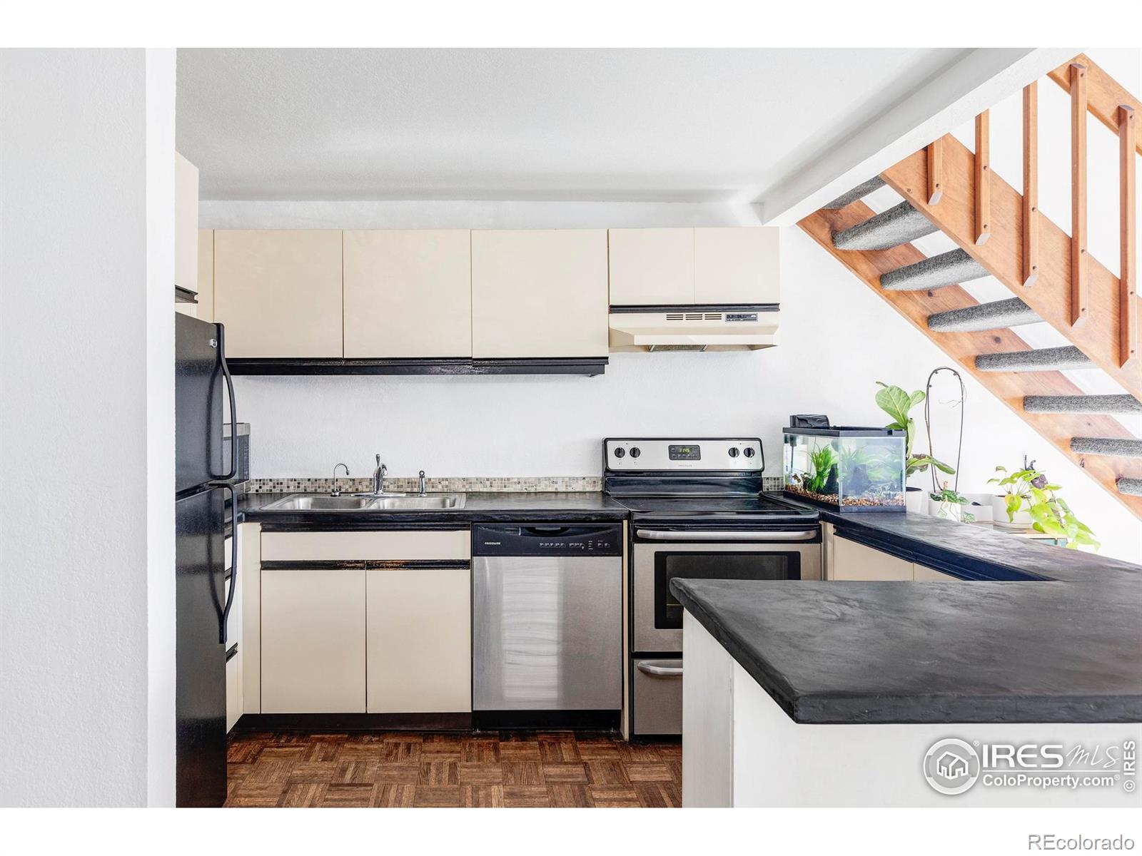 2201 Pearl Street Boulder CO 80302