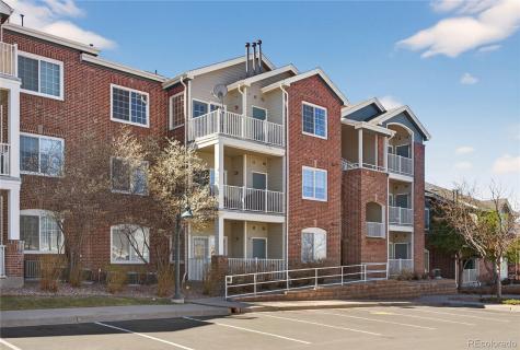 2662 S Cathay Way Aurora CO 80013