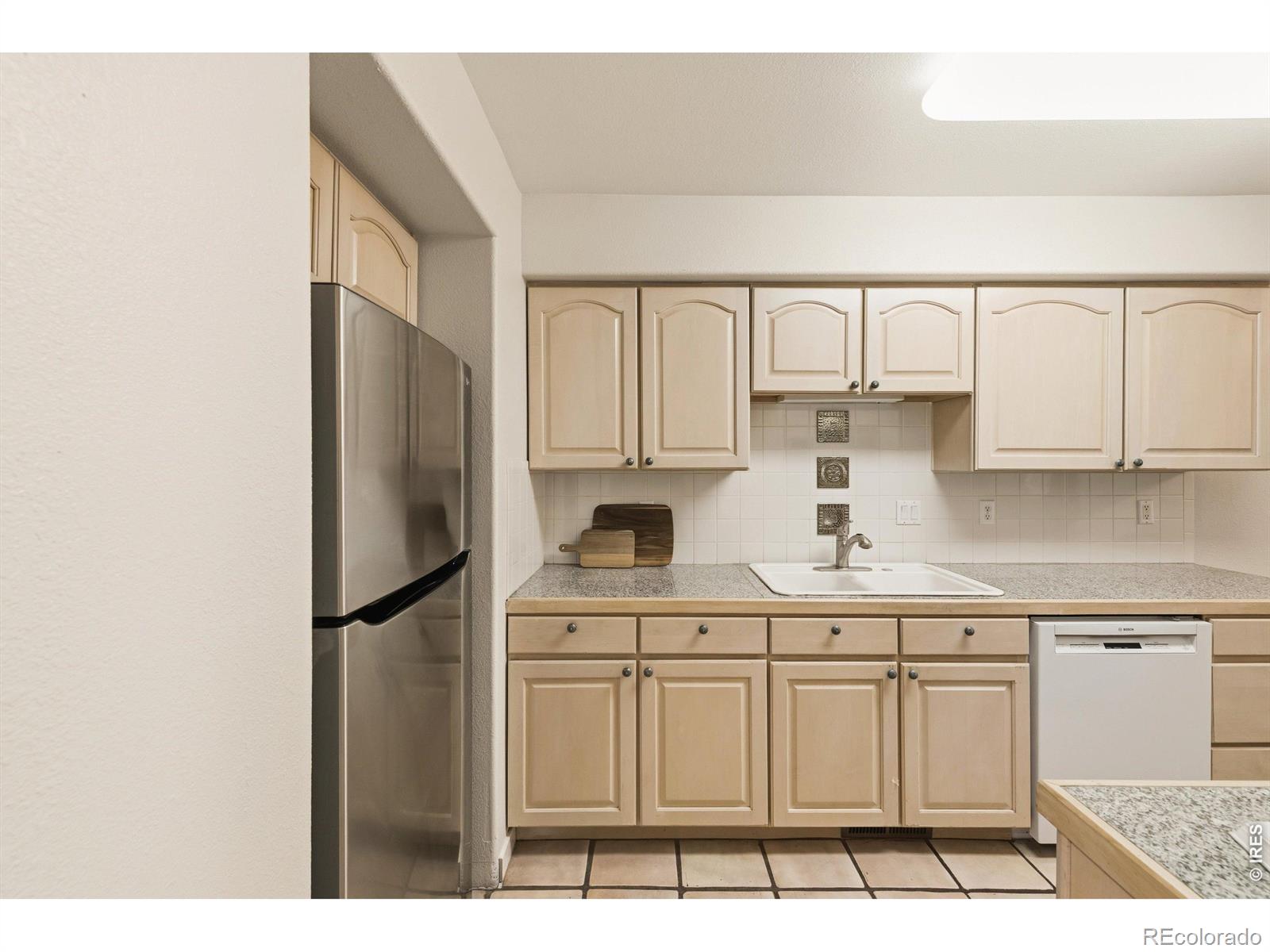 563 Ridgeview Drive Louisville CO 80027