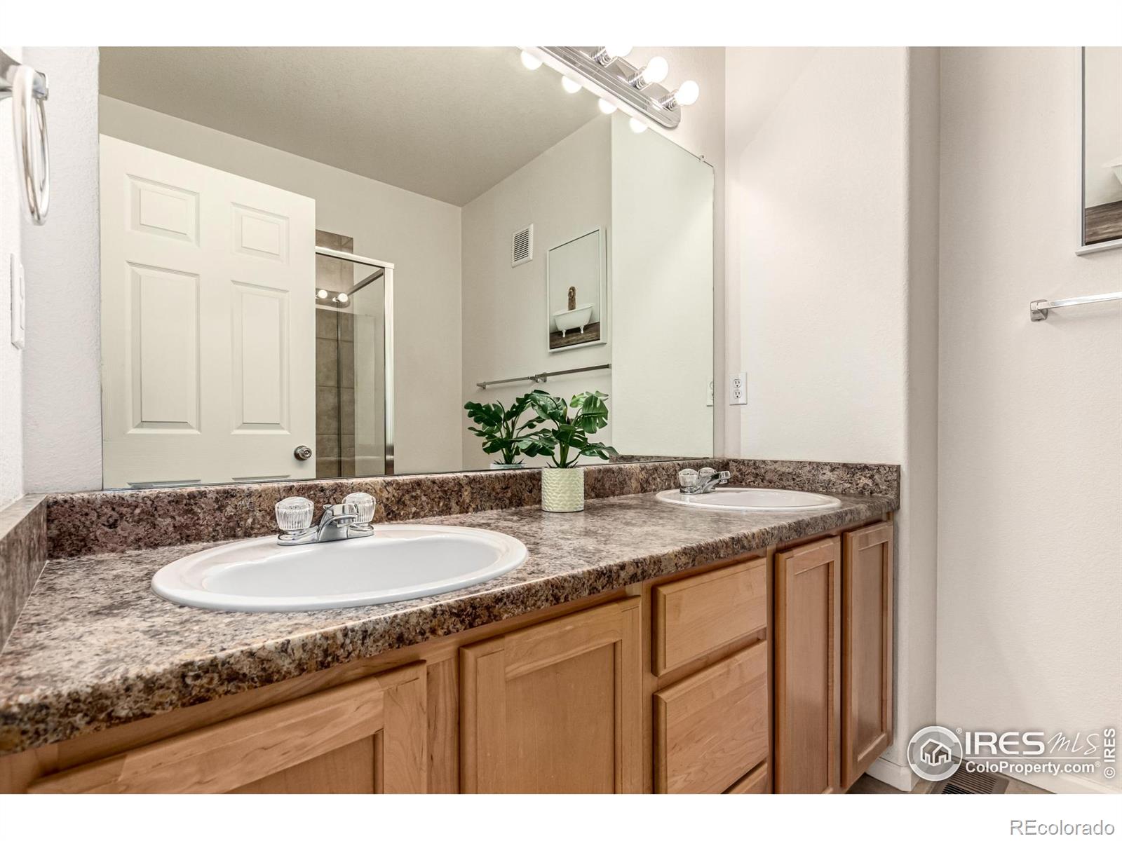 18766 E Yale Circle Aurora CO 80013