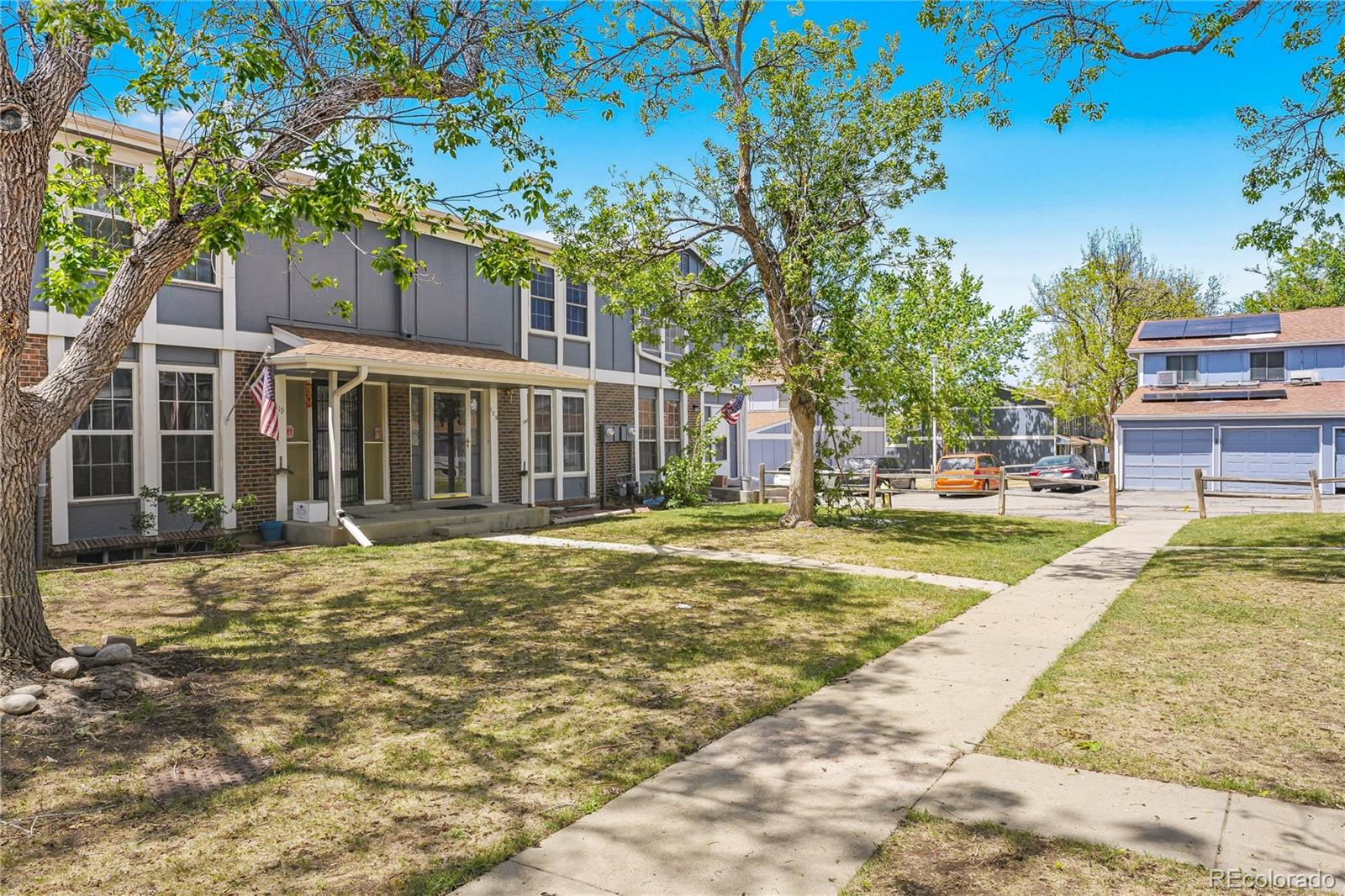 125 Paris Circle Aurora CO 80011