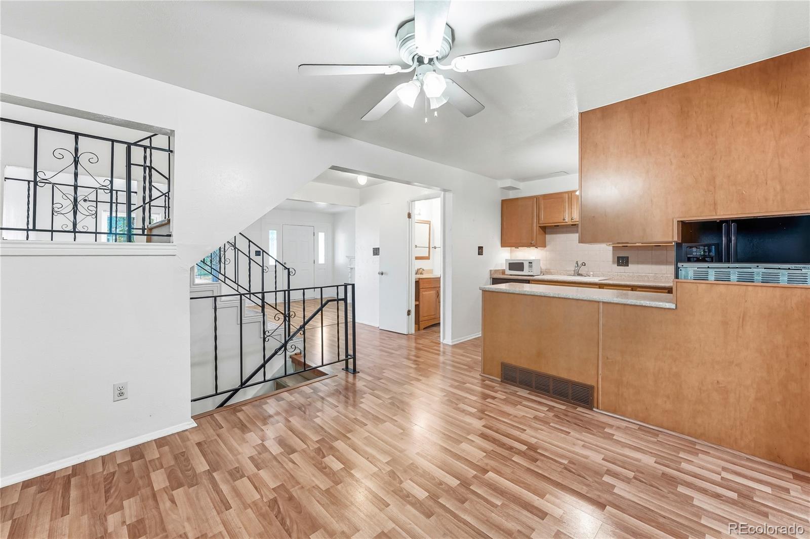 125 Paris Circle Aurora CO 80011