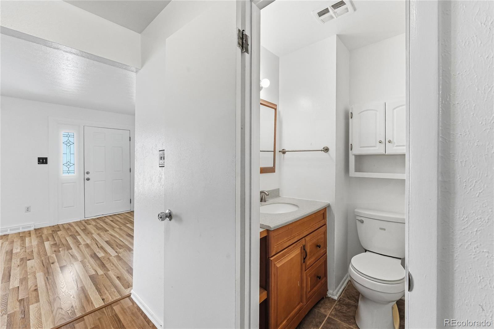 125 Paris Circle Aurora CO 80011