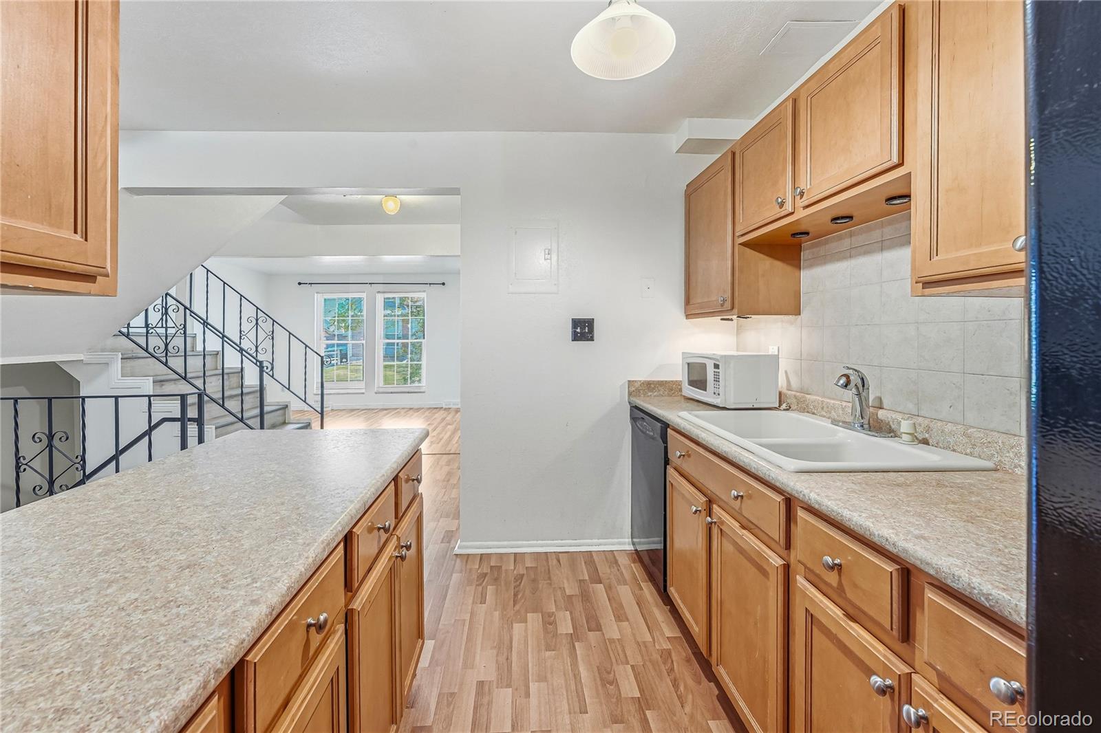 125 Paris Circle Aurora CO 80011
