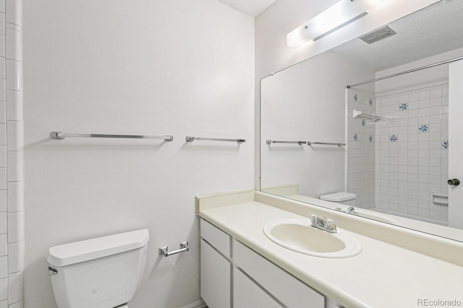 2380 E Geddes Avenue Centennial CO 80122