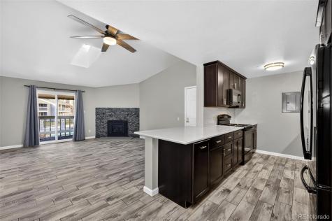 8225 Fairmount Drive Denver CO 80247