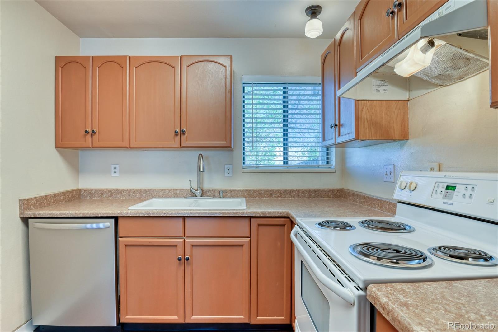 864 London Green Way Colorado Springs CO 80906