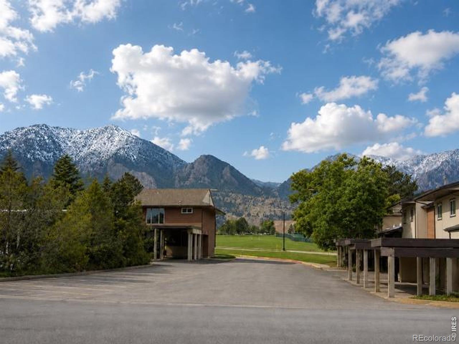 1546 Greenbriar Boulevard Boulder CO 80305