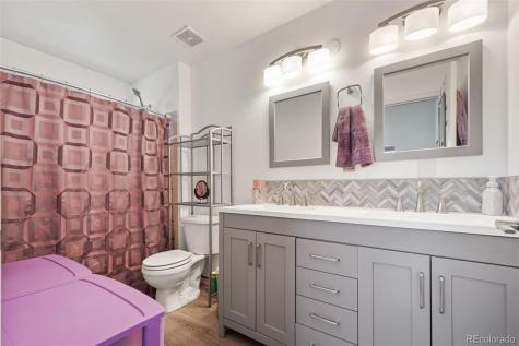 18761 E Water Drive Aurora CO 80013