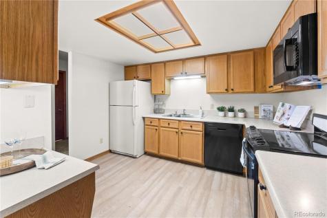 1417 W Lake Court Littleton CO 80120