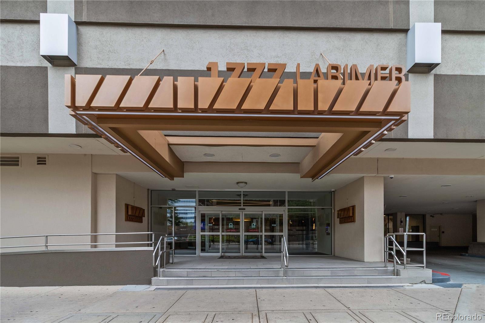 Denver CO, 1777 Larimer Street, Unit 1502
