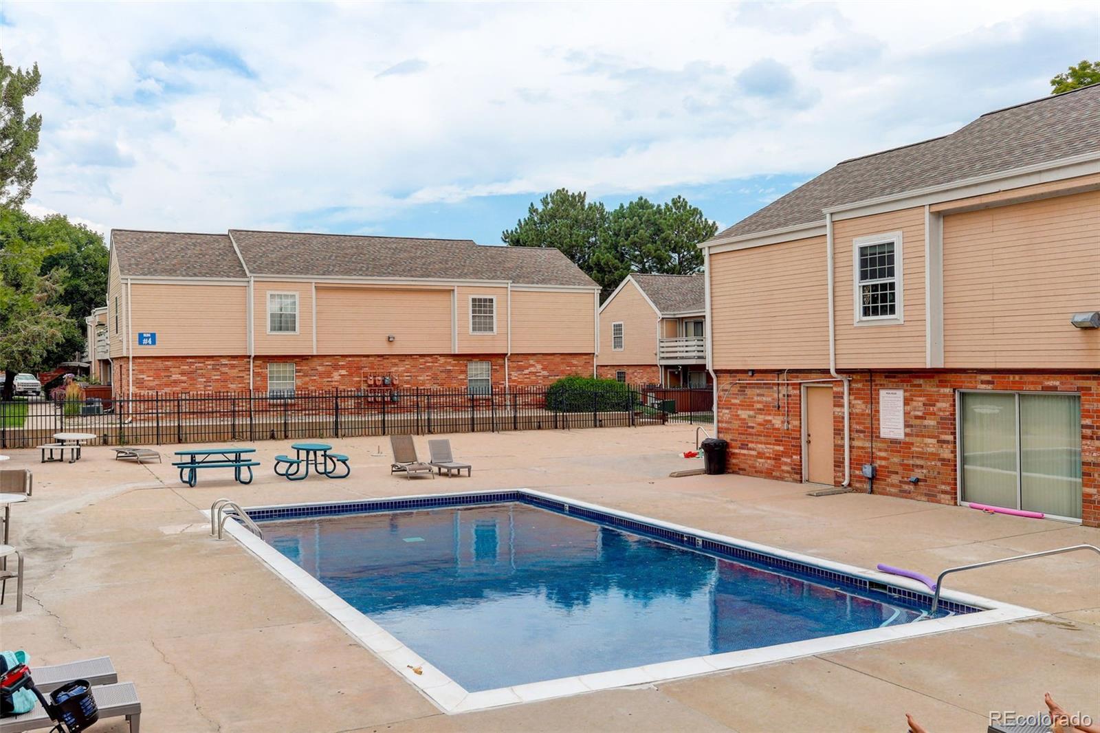 3322 S Ammons Street Lakewood CO 80227