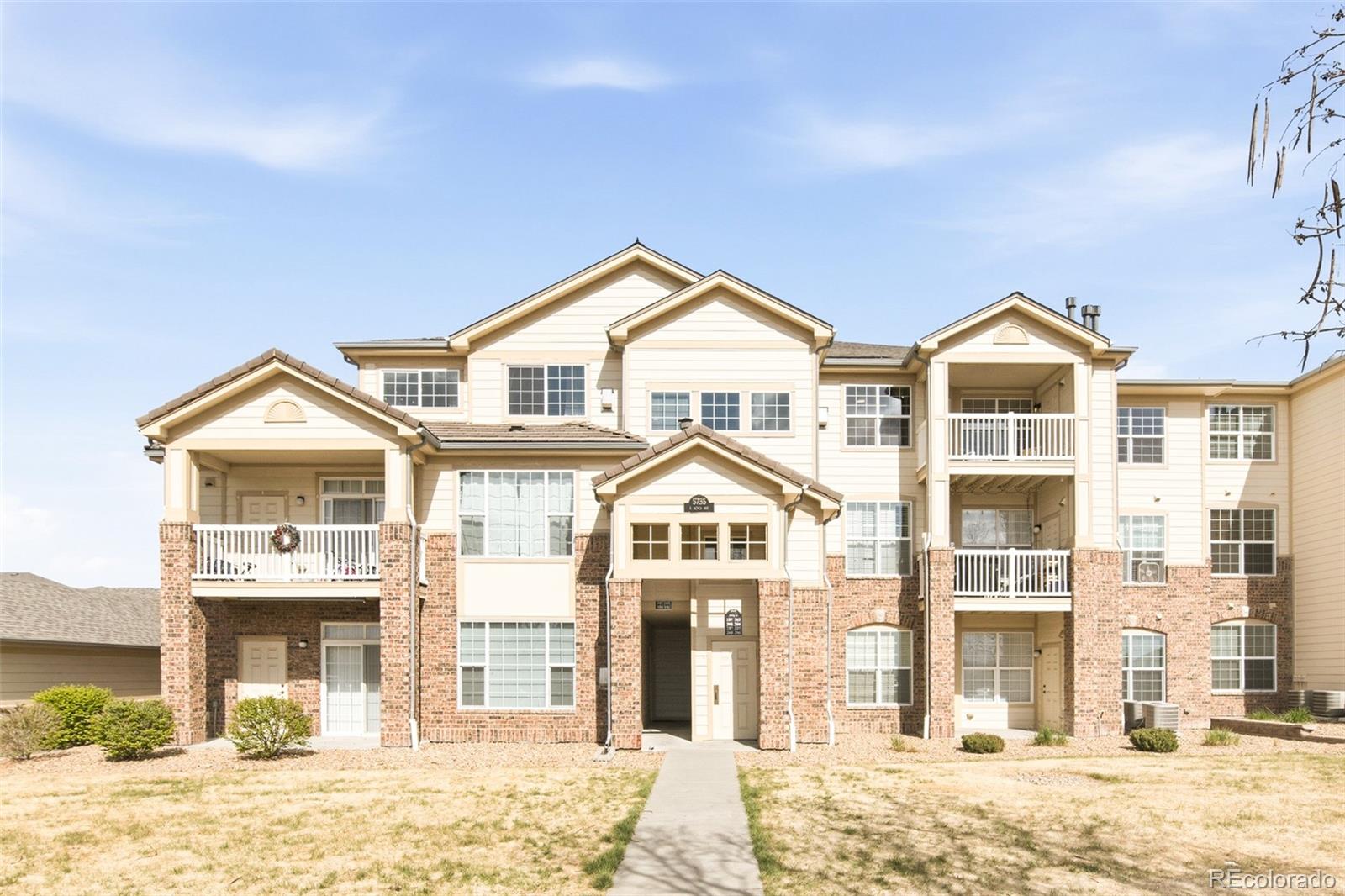 5735 N Genoa Way Aurora CO 80019