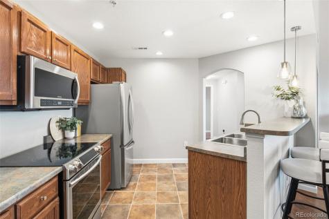 5735 N Genoa Way Aurora CO 80019