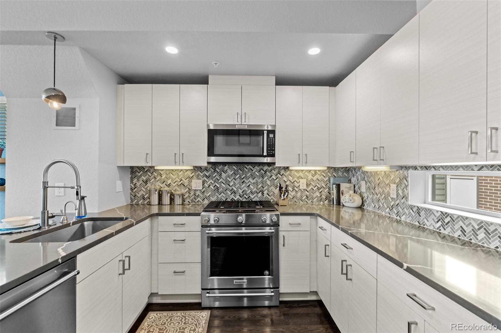 1573 Grove Street Denver CO 80204