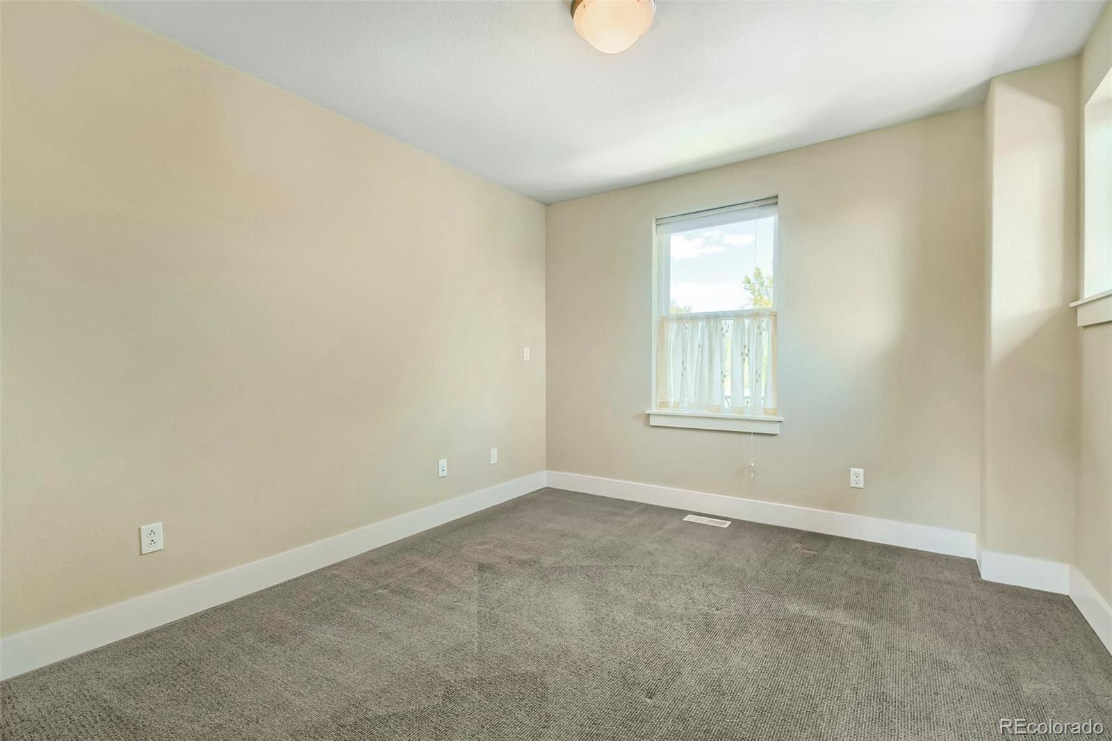 3384 W 33rd Avenue Denver CO 80211