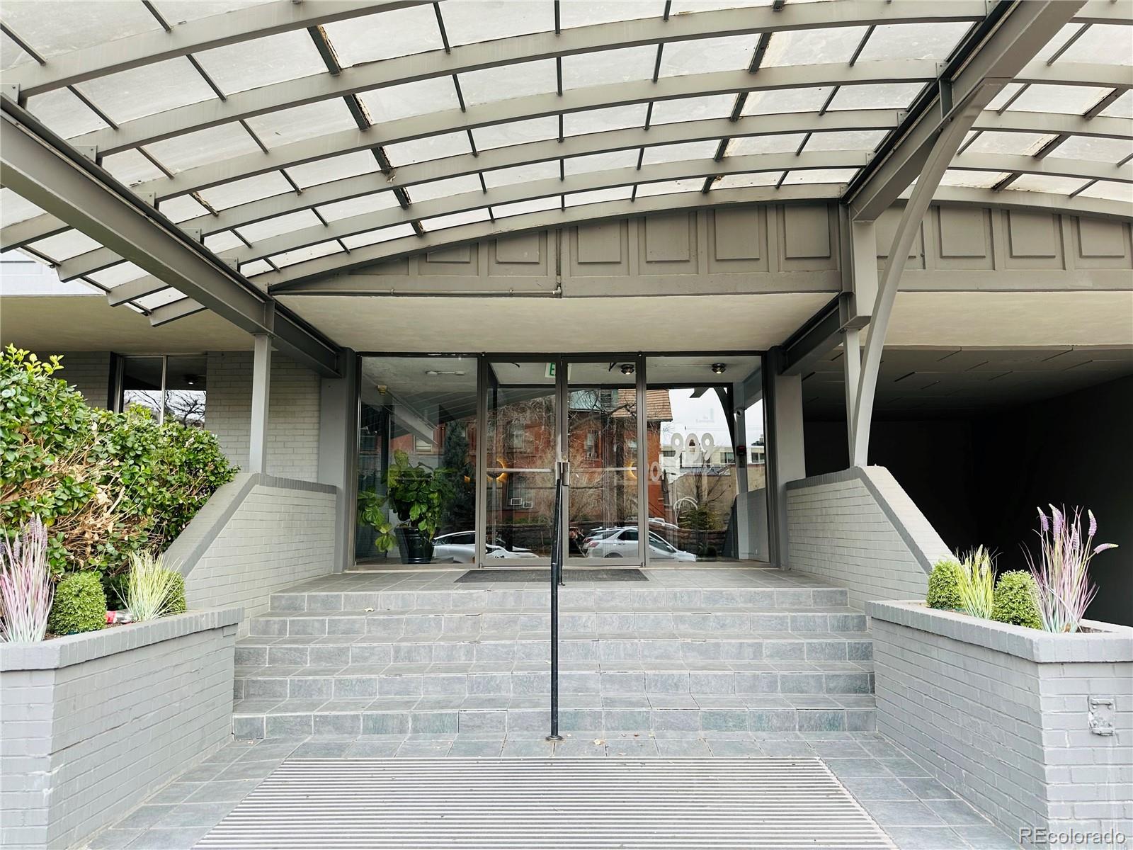 909 N Logan Street Denver CO 80203