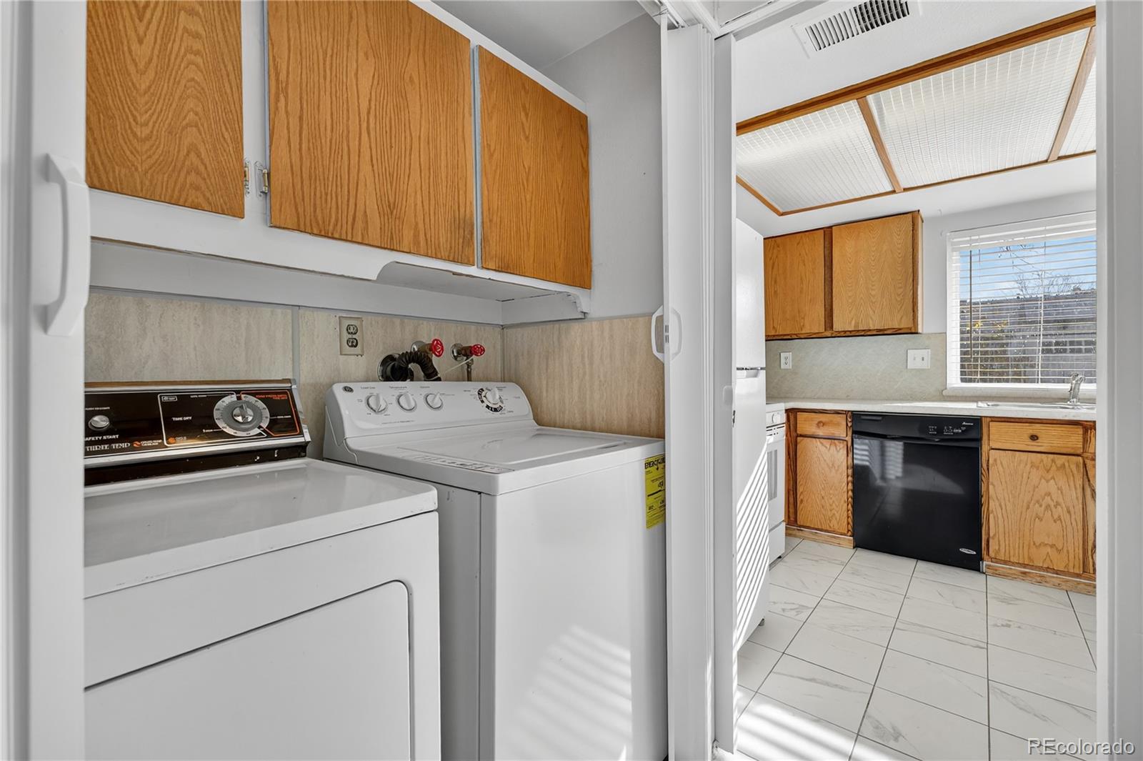 1281 S Troy Street Aurora CO 80012