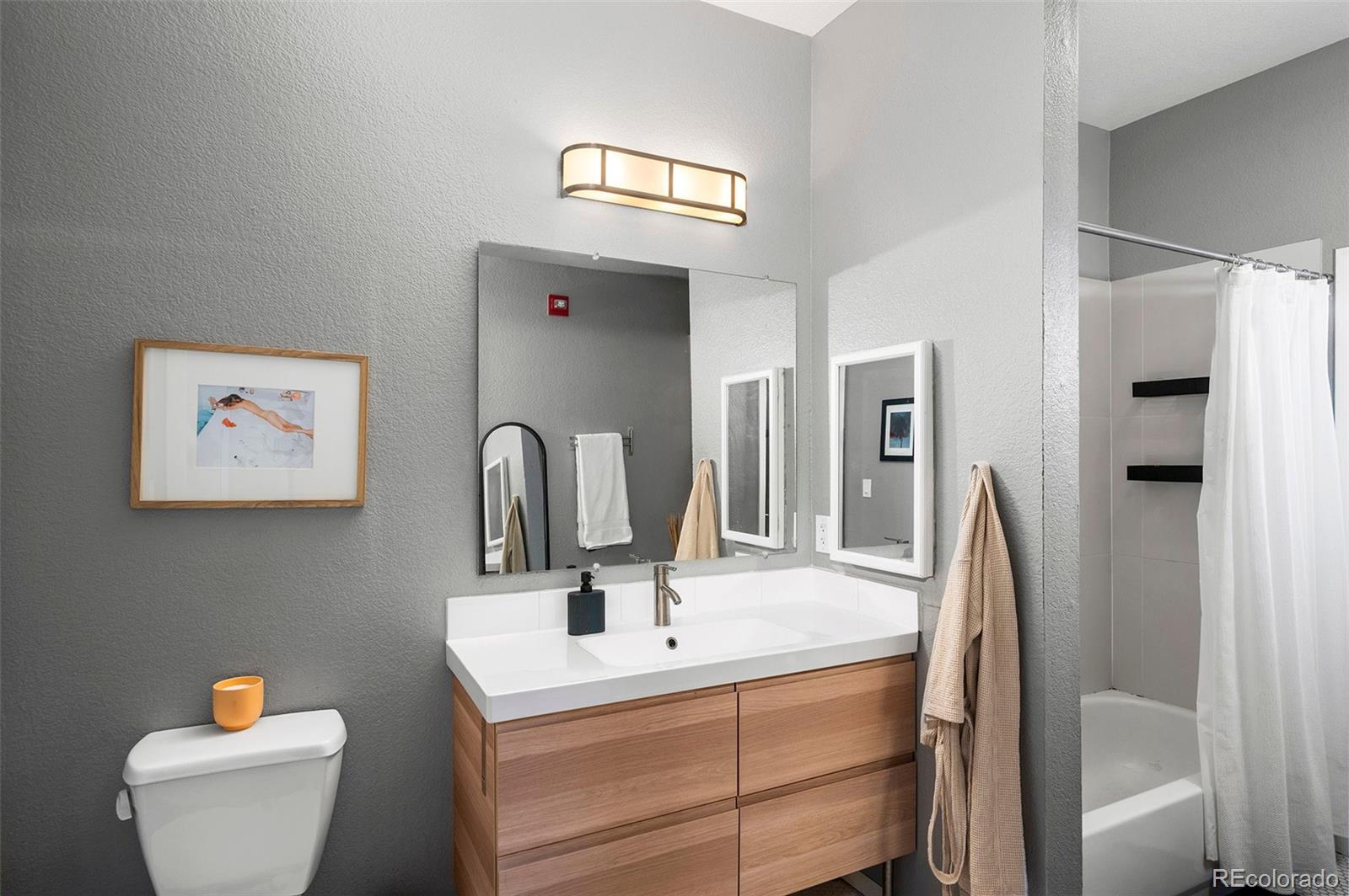 3225 Blake Street Denver CO 80205