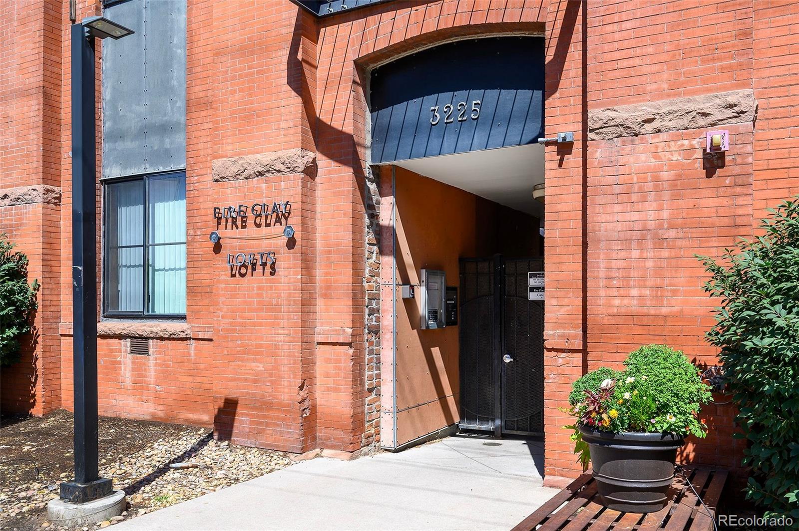 3225 Blake Street Denver CO 80205