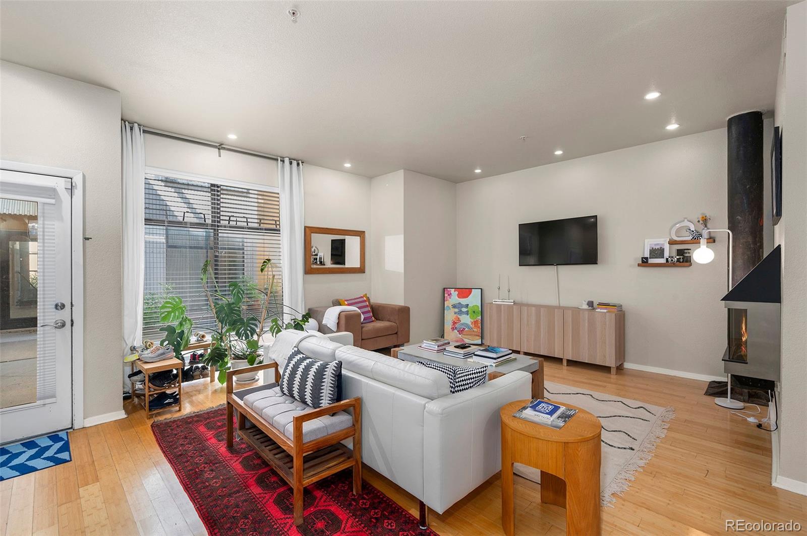 3225 Blake Street Denver CO 80205