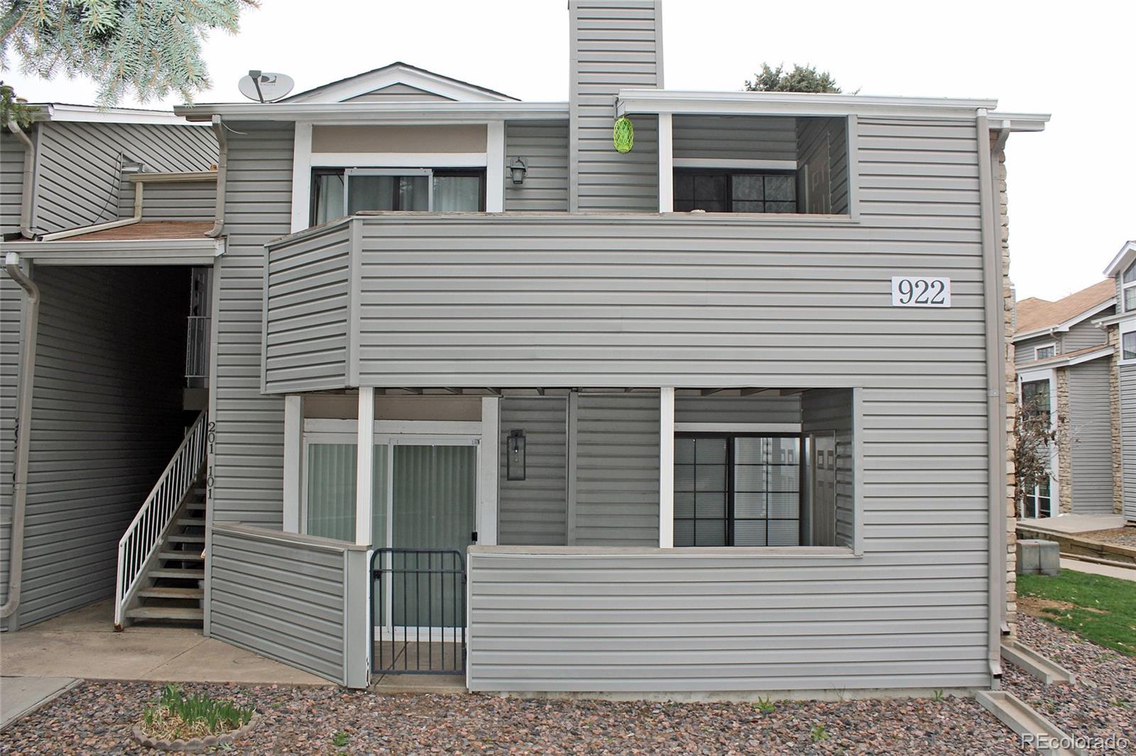 922 S Walden Street Aurora CO 80017