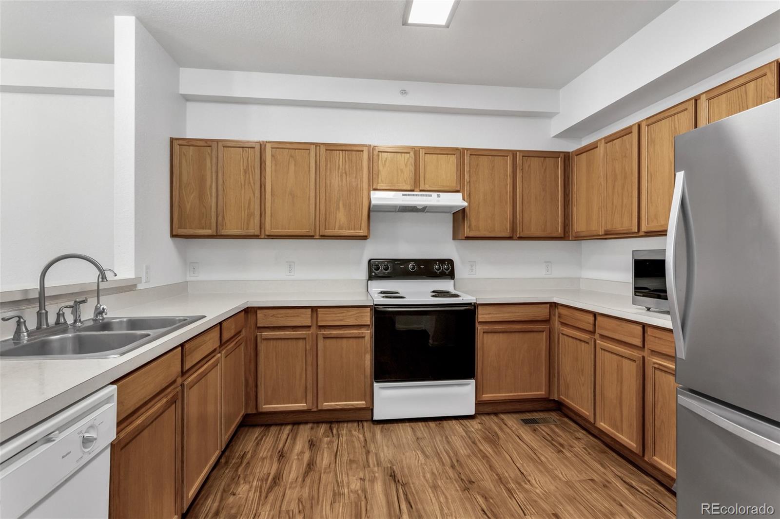 9758 Laredo Street Commerce City CO 80022