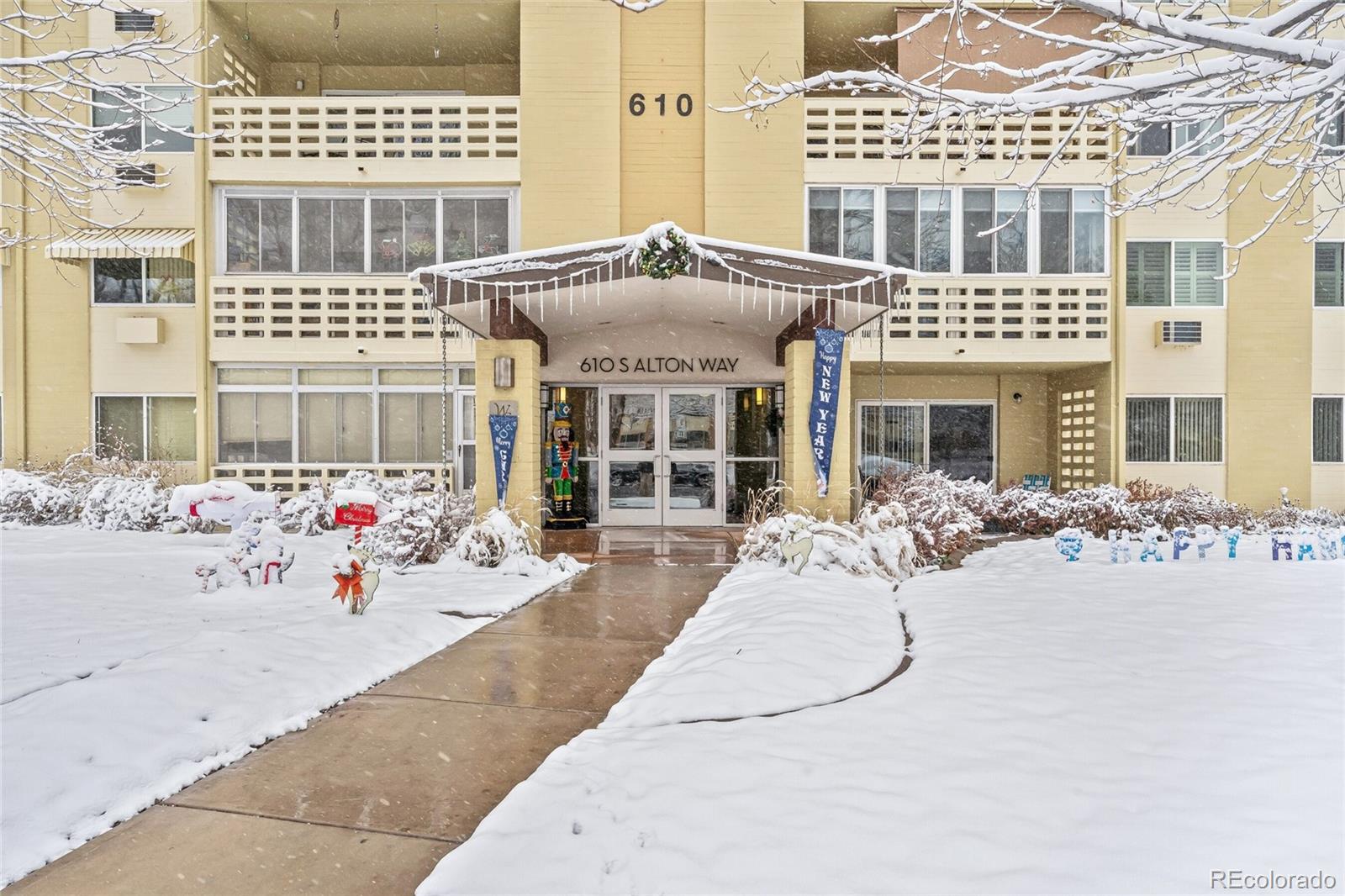 610 S Alton Way Denver CO 80247