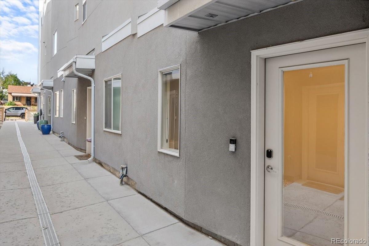 3436 W 17th Avenue Denver CO 80204