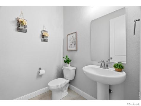 8446 Annapolis Drive Windsor CO 80528