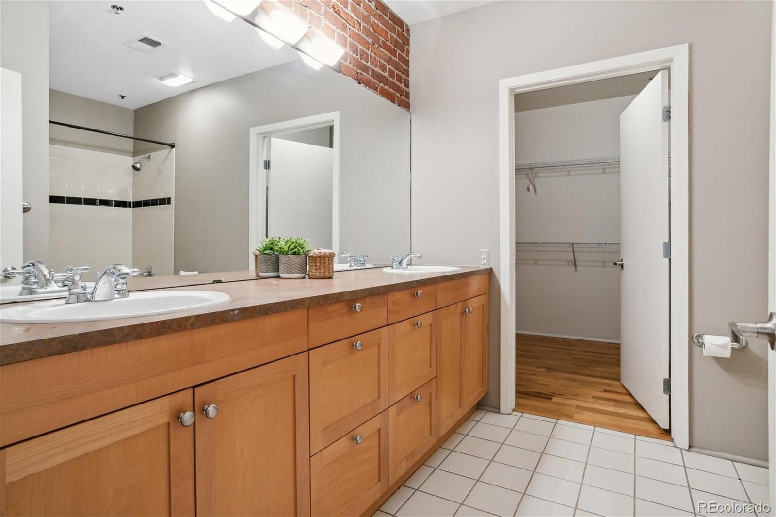 2960 Inca Street Denver CO 80202