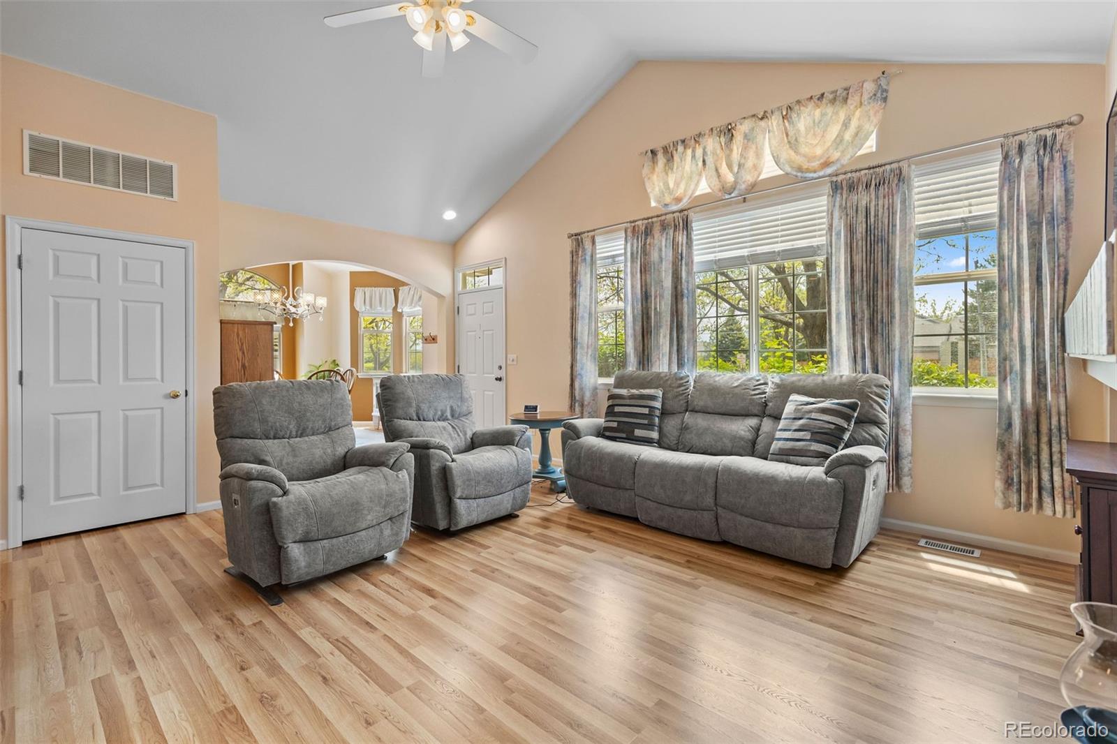 8873 W Phillips Drive Littleton CO 80128