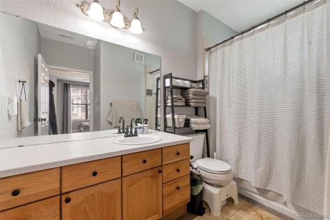 14211 E 1st Drive Aurora CO 80011
