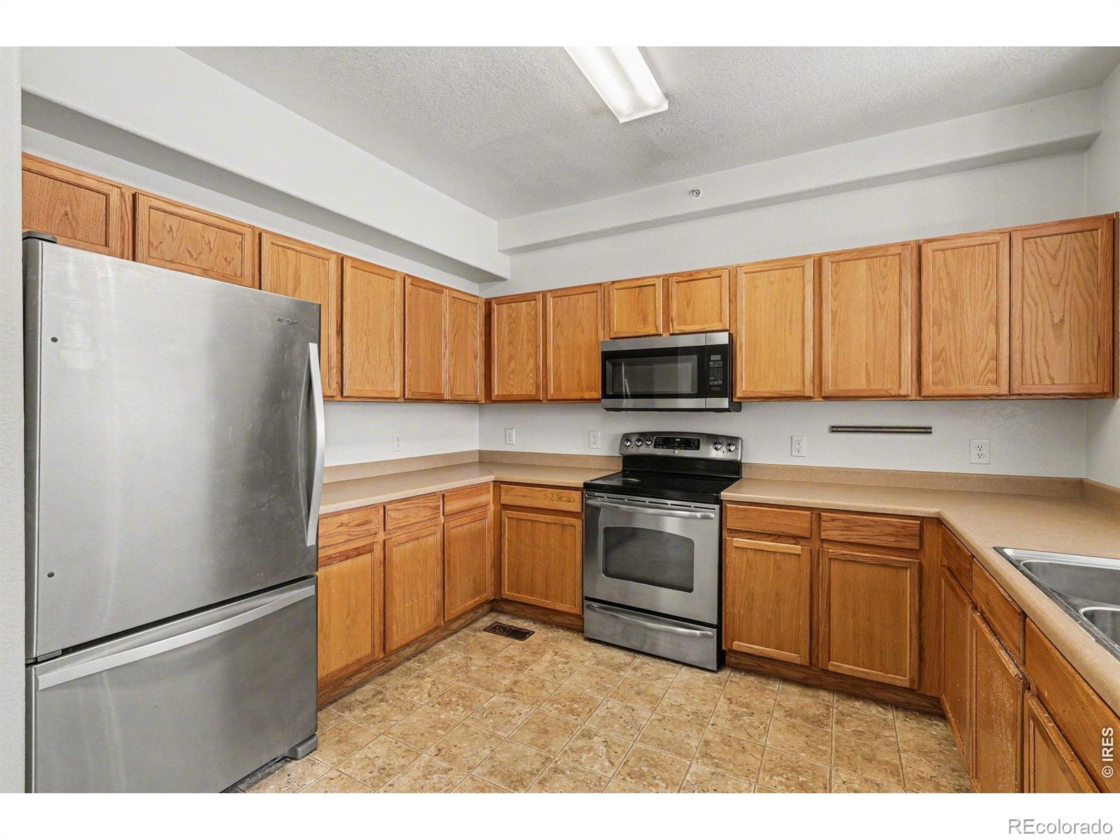 9758 Laredo Street Commerce City CO 80022