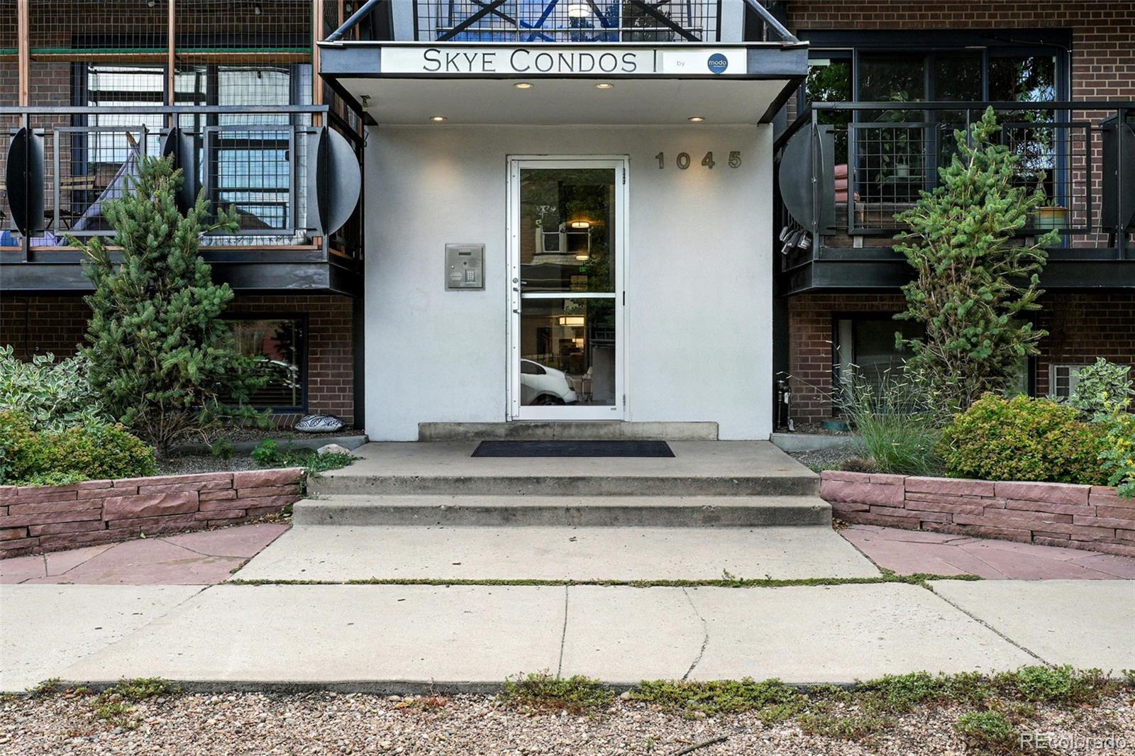 1045 N Clarkson Street Denver CO 80218