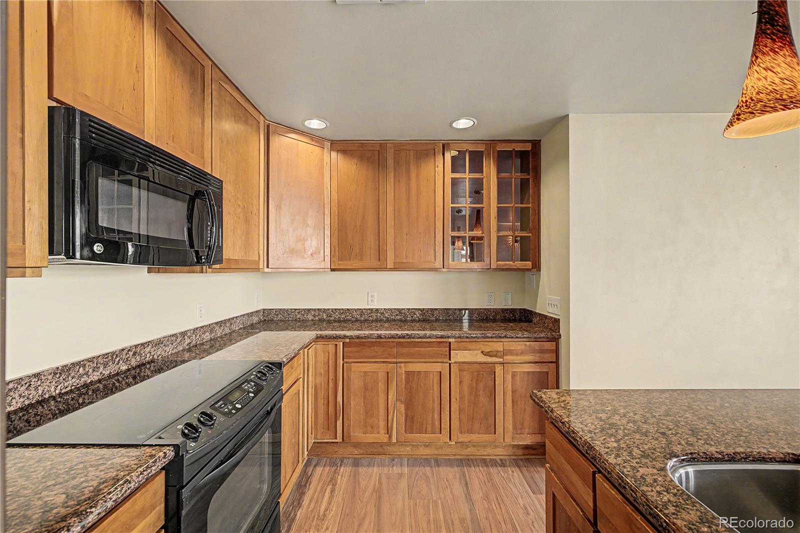 275 S Harrison Street Denver CO 80209