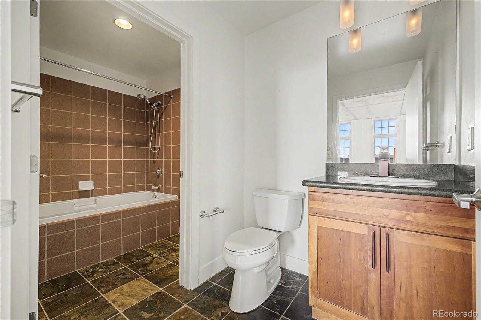 275 S Harrison Street Denver CO 80209