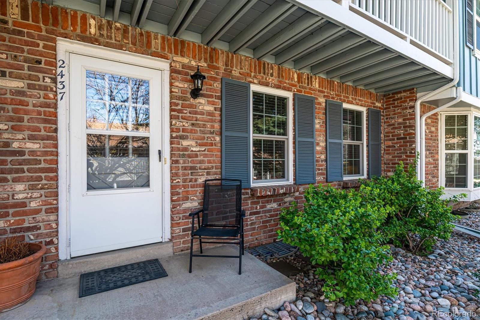 2437 E Geddes Place Centennial CO 80122