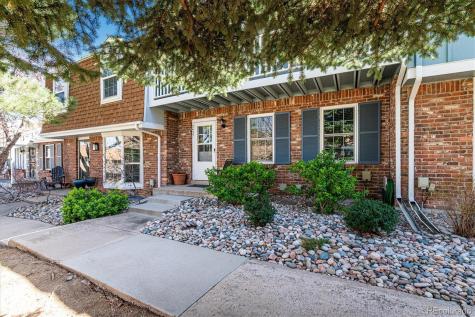 2437 E Geddes Place Centennial CO 80122