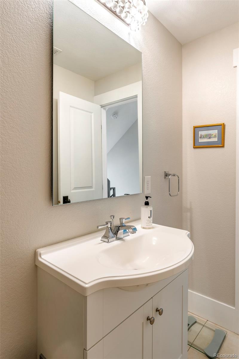 948 S Pearl Street Denver CO 80209