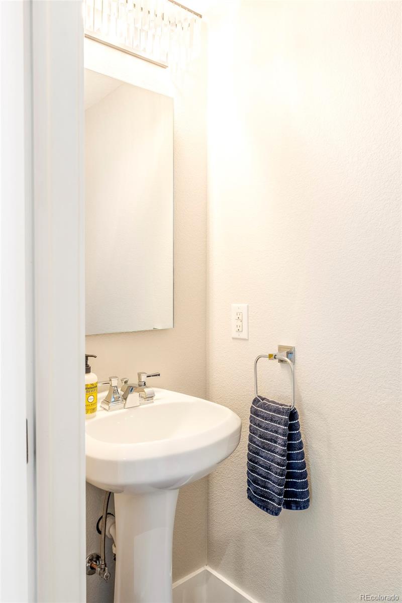 948 S Pearl Street Denver CO 80209