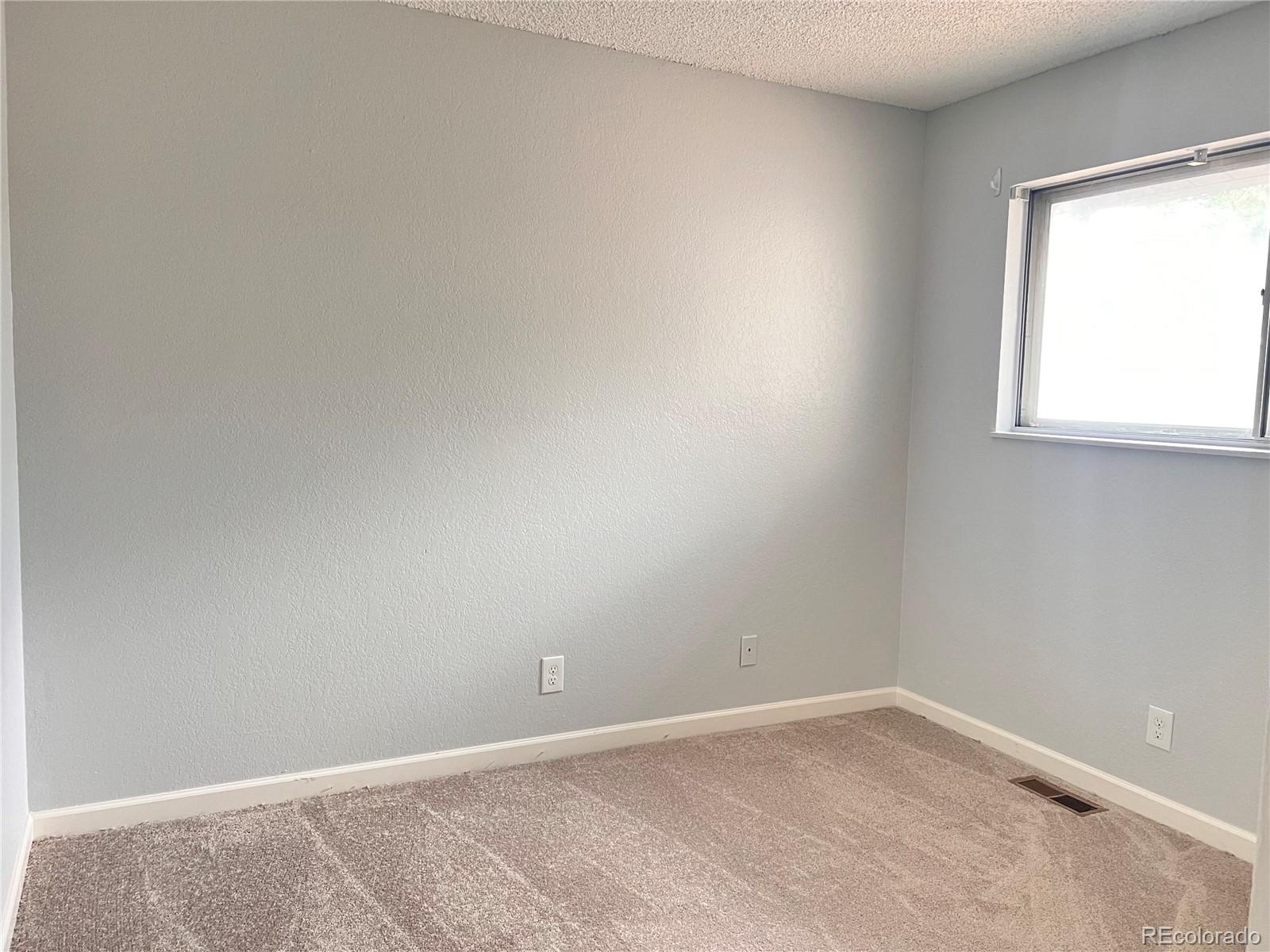 3561 S Kittredge Street Aurora CO 80013