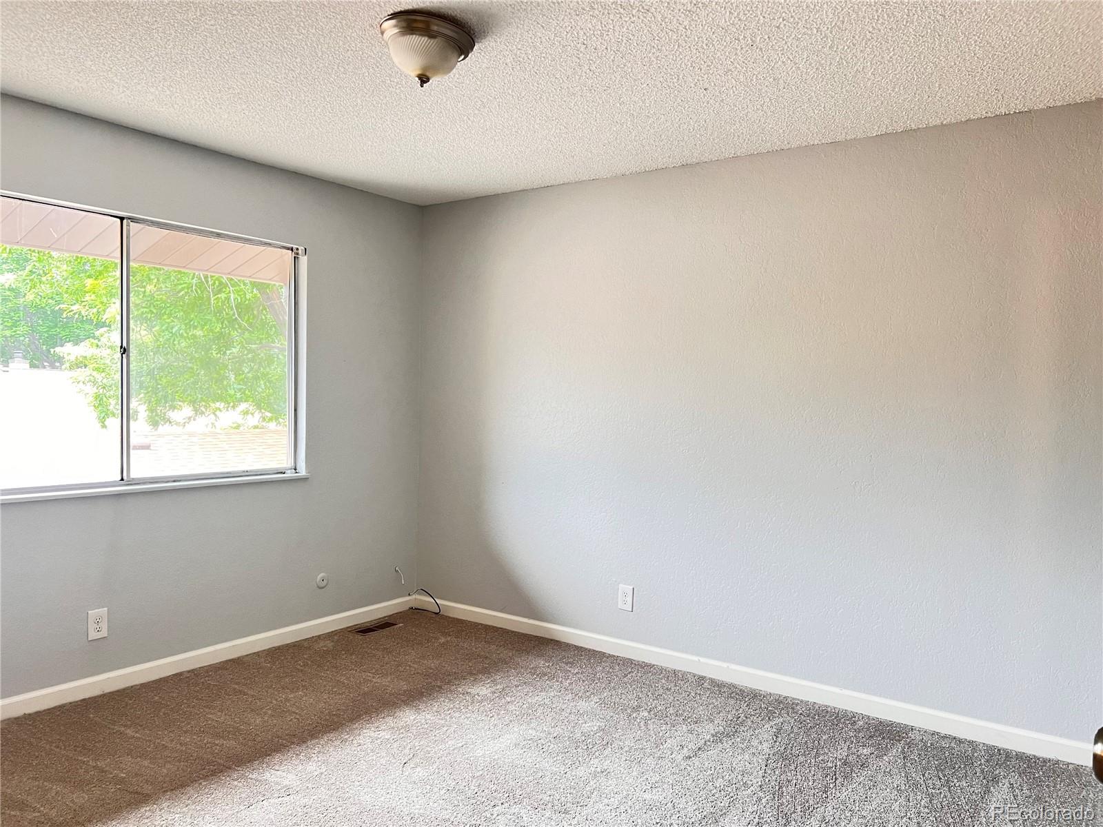 3561 S Kittredge Street Aurora CO 80013