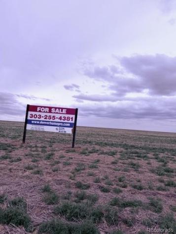 . Wcr 81 And Co Road 8 Roggen CO 80652