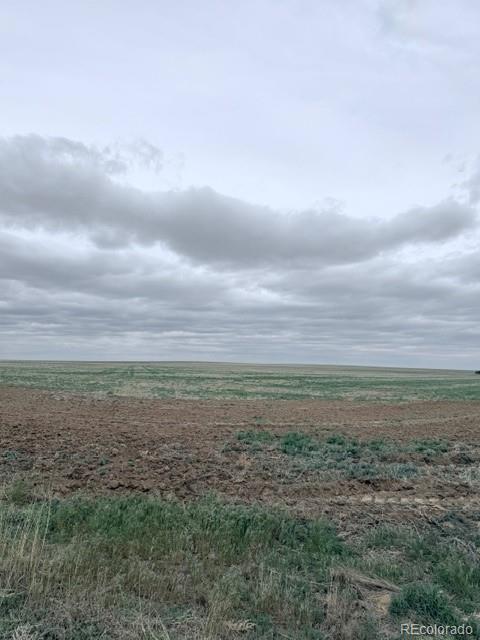 . Wcr 81 And Co Road 8 Roggen CO 80652