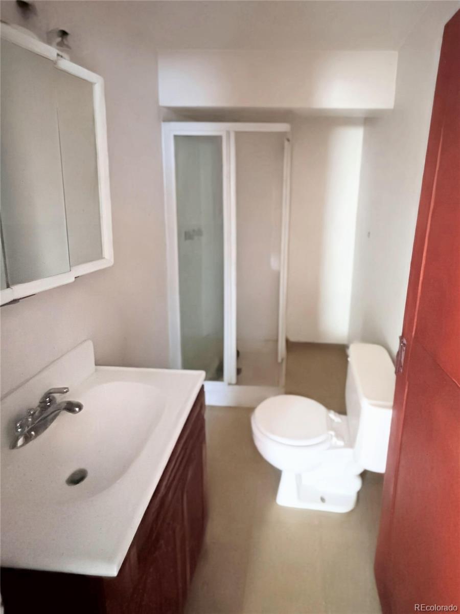 1099 W County Road 11 Center CO 81125