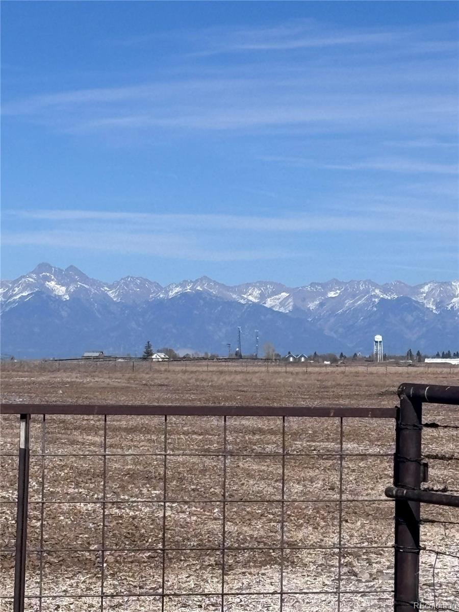 1099 W County Road 11 Center CO 81125